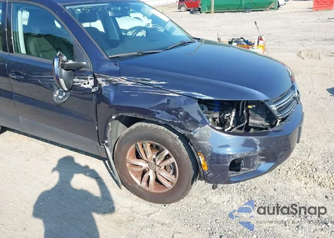 2016 Volkswagen Tiguan S from USA, damaged, VIN WVGBV7AX4GW576613